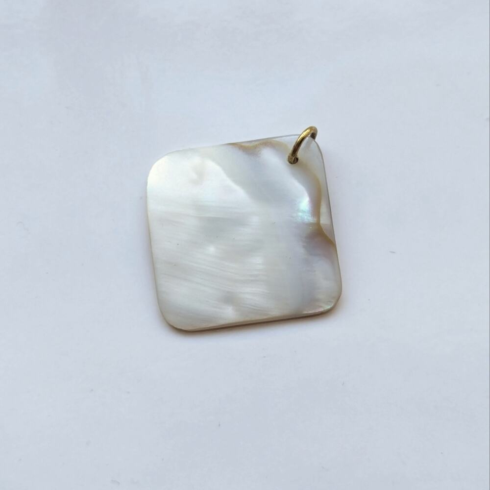Vintage Elegant Mother of Pearl Shell Boho Beach Coastal Diamond Shaped Pendant